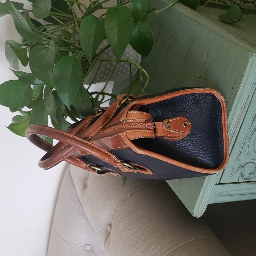 Vintage 90s Dooney Bourke Doctors Bag - Picture 5 of 13